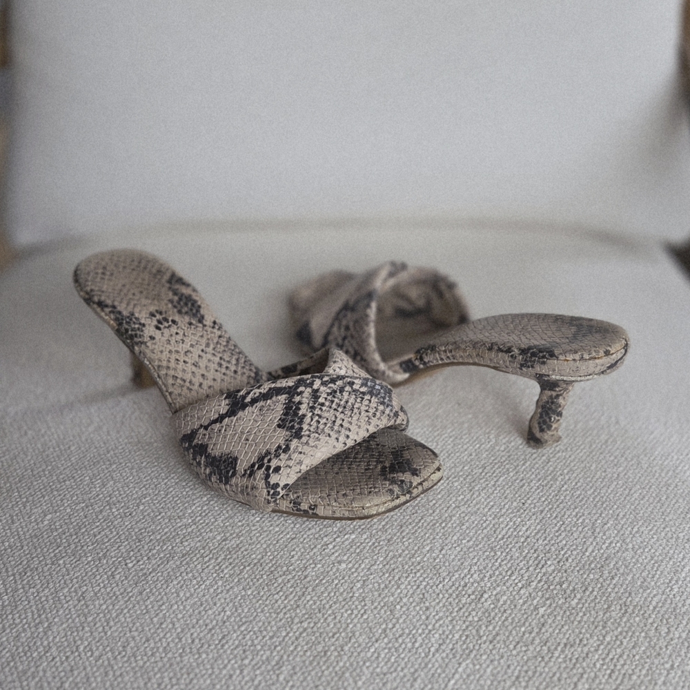 Express Snake Print Square Toe Heeled Sandals – Size 5 – Cream/Black/Gray